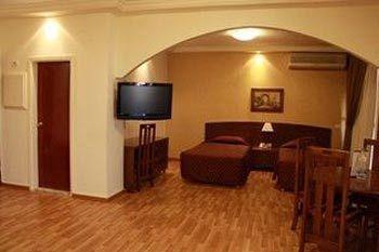 White House Hotel 4*